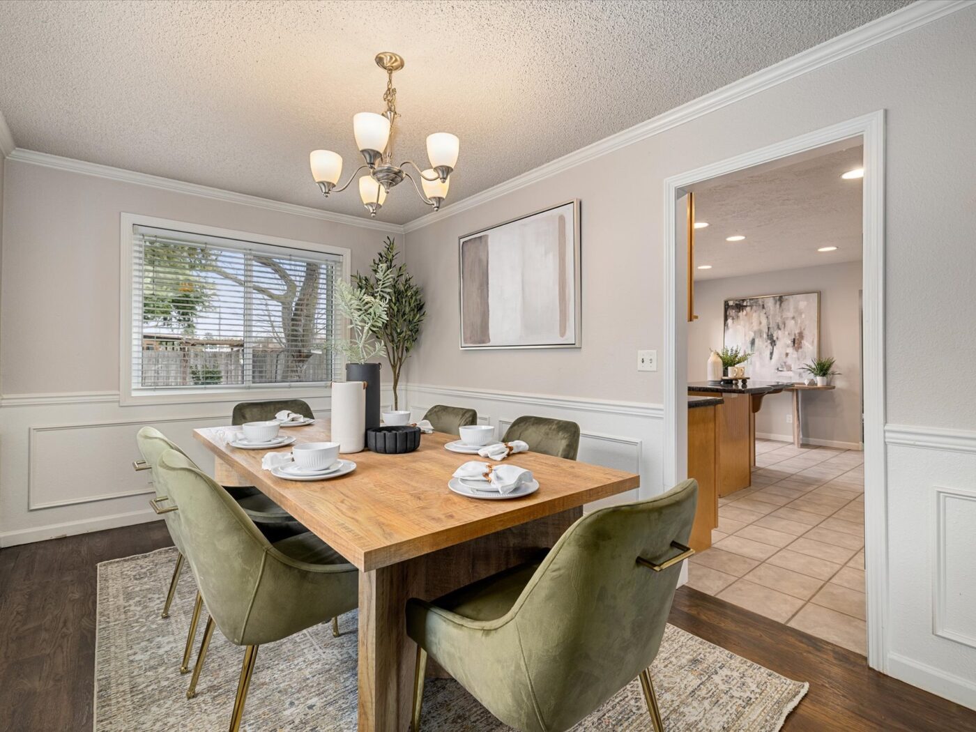 Dining Room Home Staging