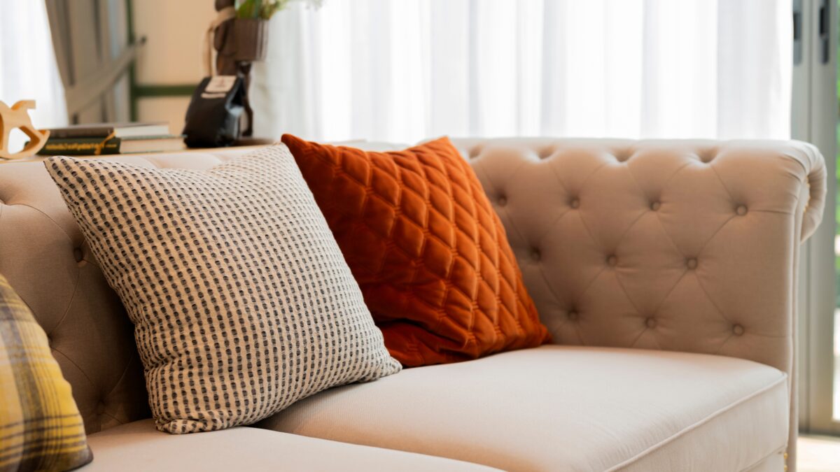 Treasure Valley Furnishings - Warm Earth Tone Trends